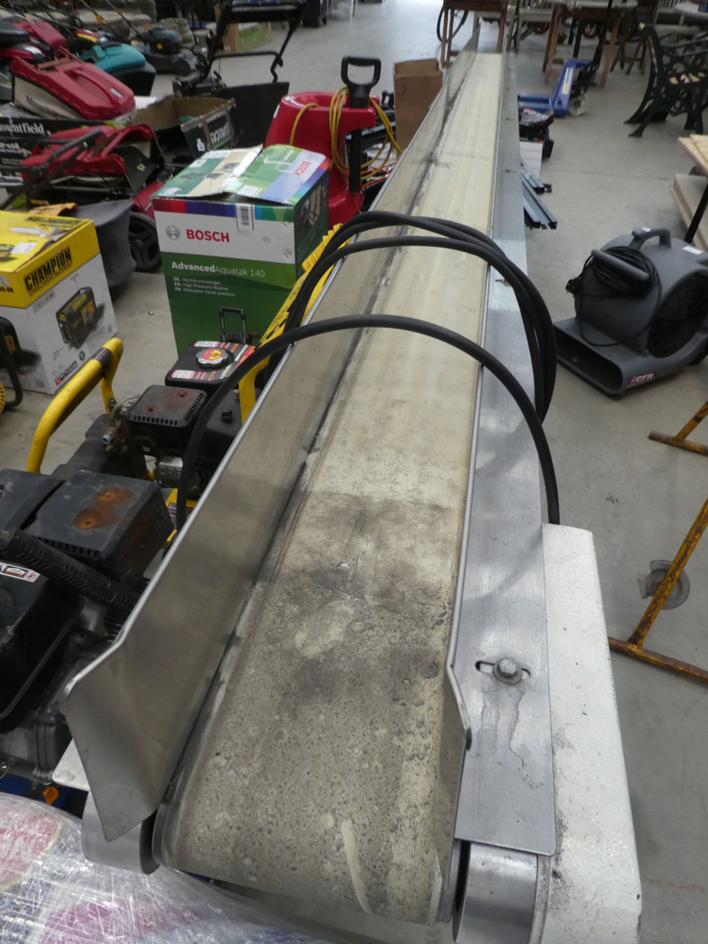 240v mini conveyor on stand - Image 2 of 2