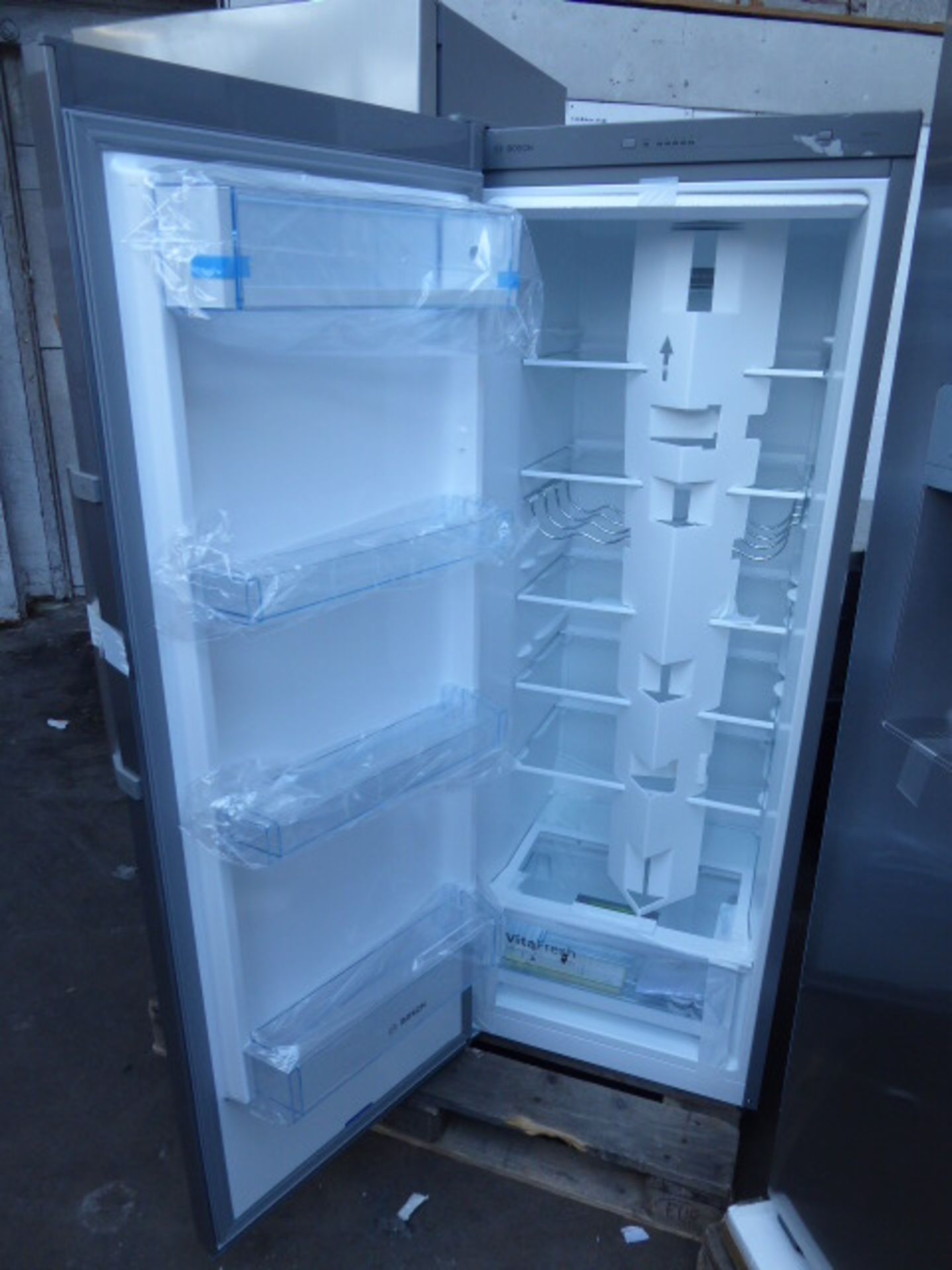 KSV29VLEP-B Bosch Free-standing refrigerator - Image 2 of 2