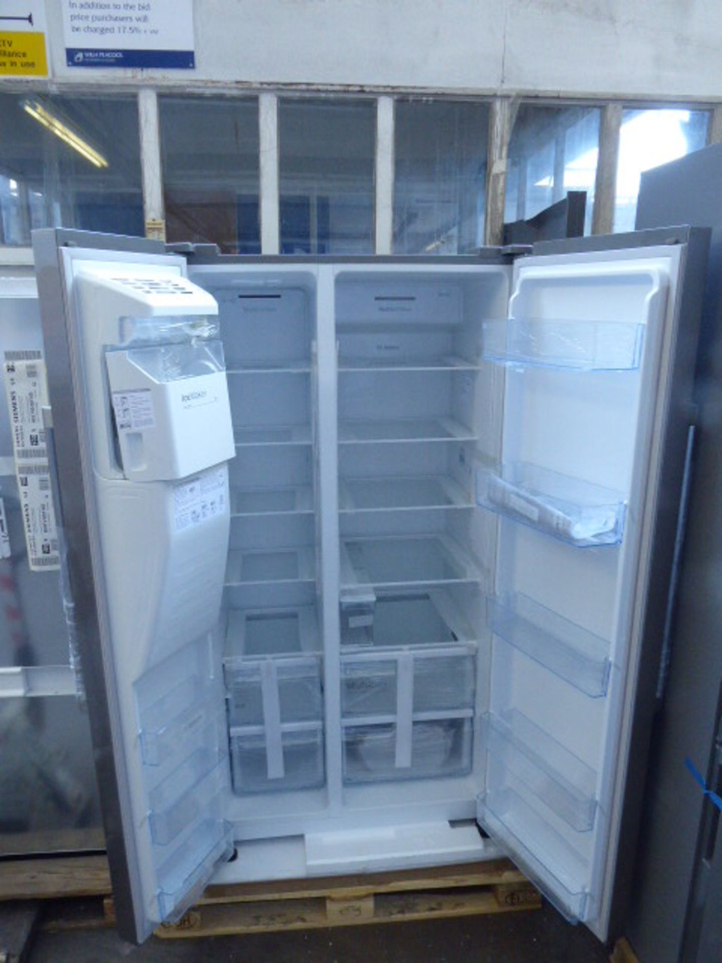 KAI93VIFPGB Bosch Side-by-side fridge-freezer - Image 2 of 2