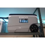 Igloo 85L 2 wheeled coolbox