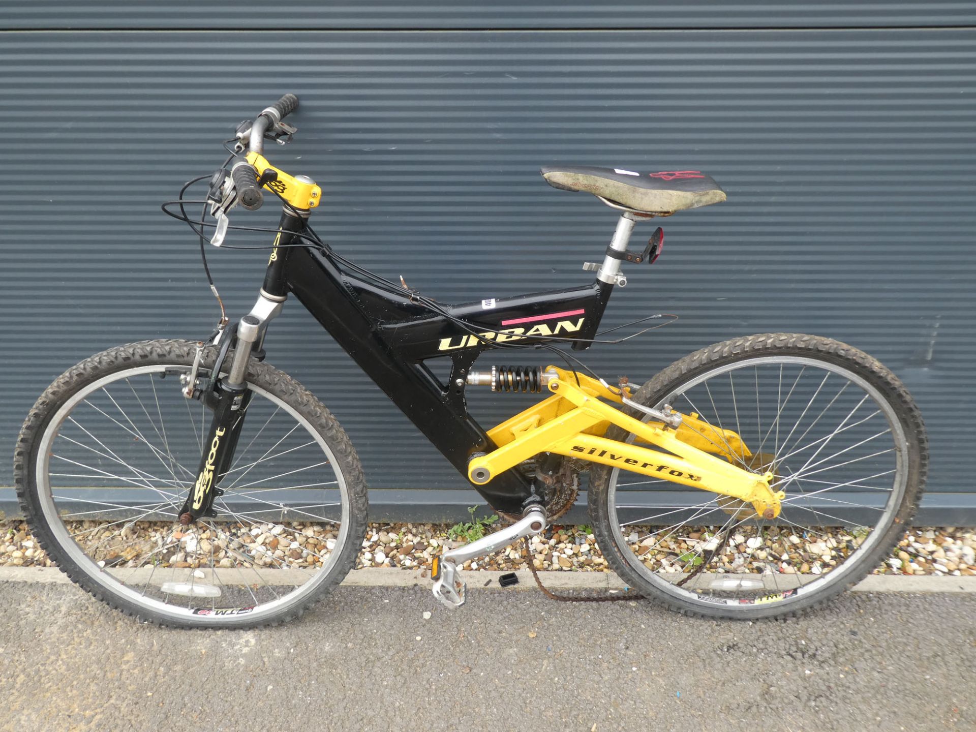 4058 - Silver Fox black and yellow suspension mountain bike