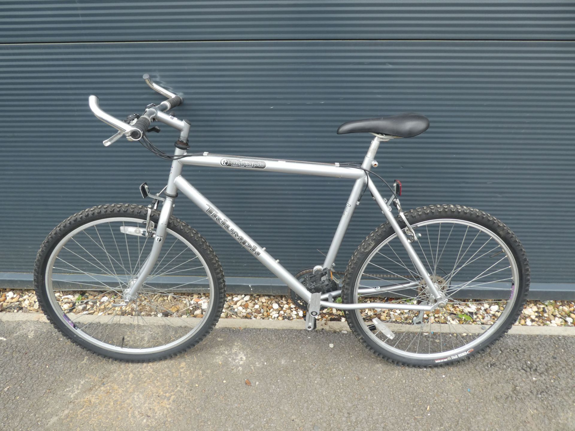 Triumph silver gents mountain bike