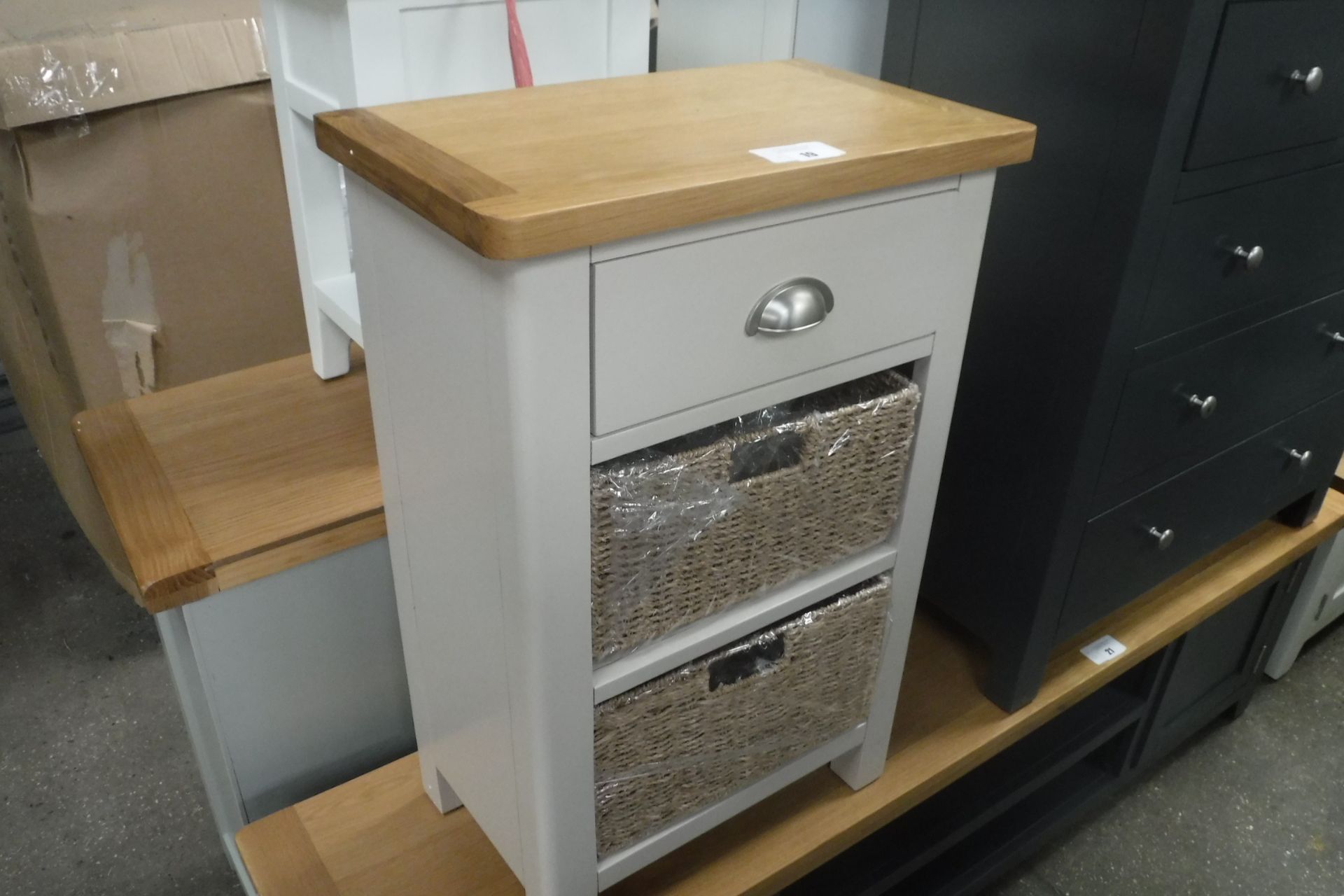 Grey painted oak top unit with single drawer and 2 seagrass baskets, 50cm wide (A,10)