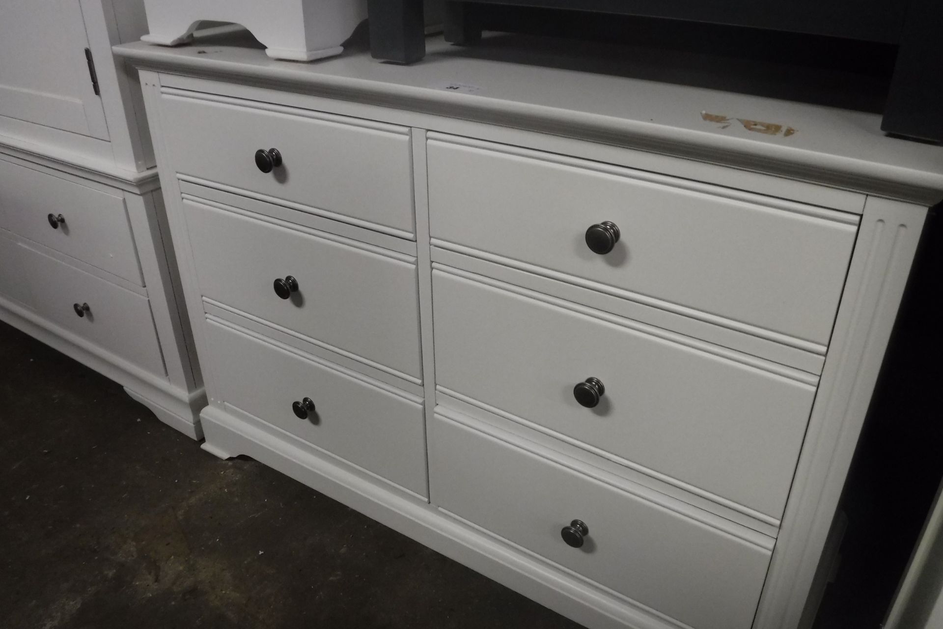 White chest of 6 drawers, 115cm wide (B,20)