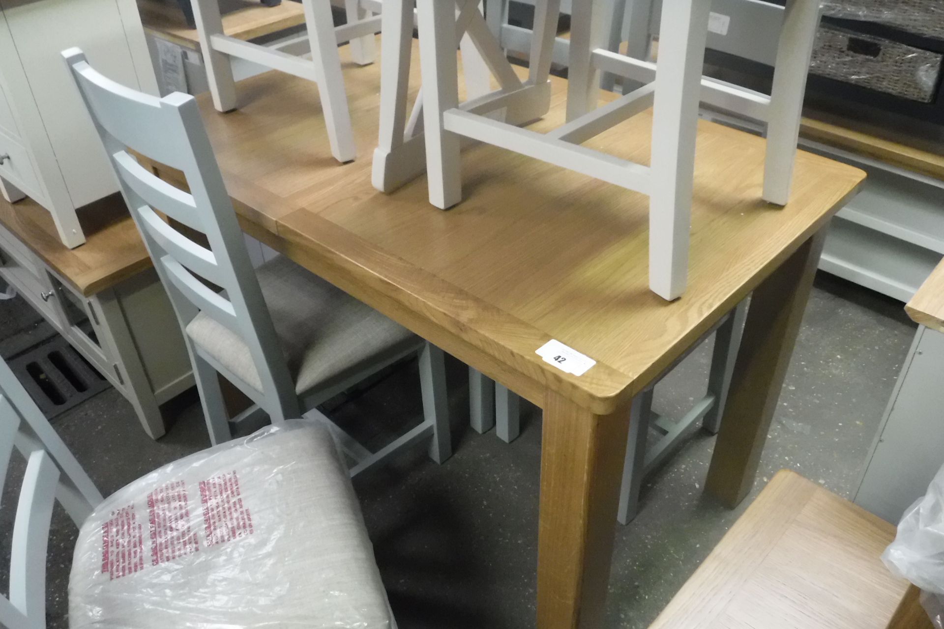 Oak extending dining table with extra leaf, 120cm long (B)