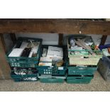 Approx. 7 crates of household goods incl. kitchenware, collectible appliances (Collector's Items),