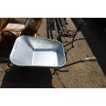 Aluminium wheelbarrow