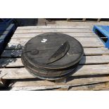 5 large wooden water butt lids