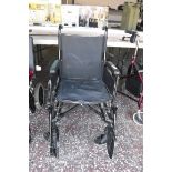 Folding wheel chair