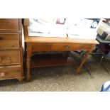 Single drawer wooden desk