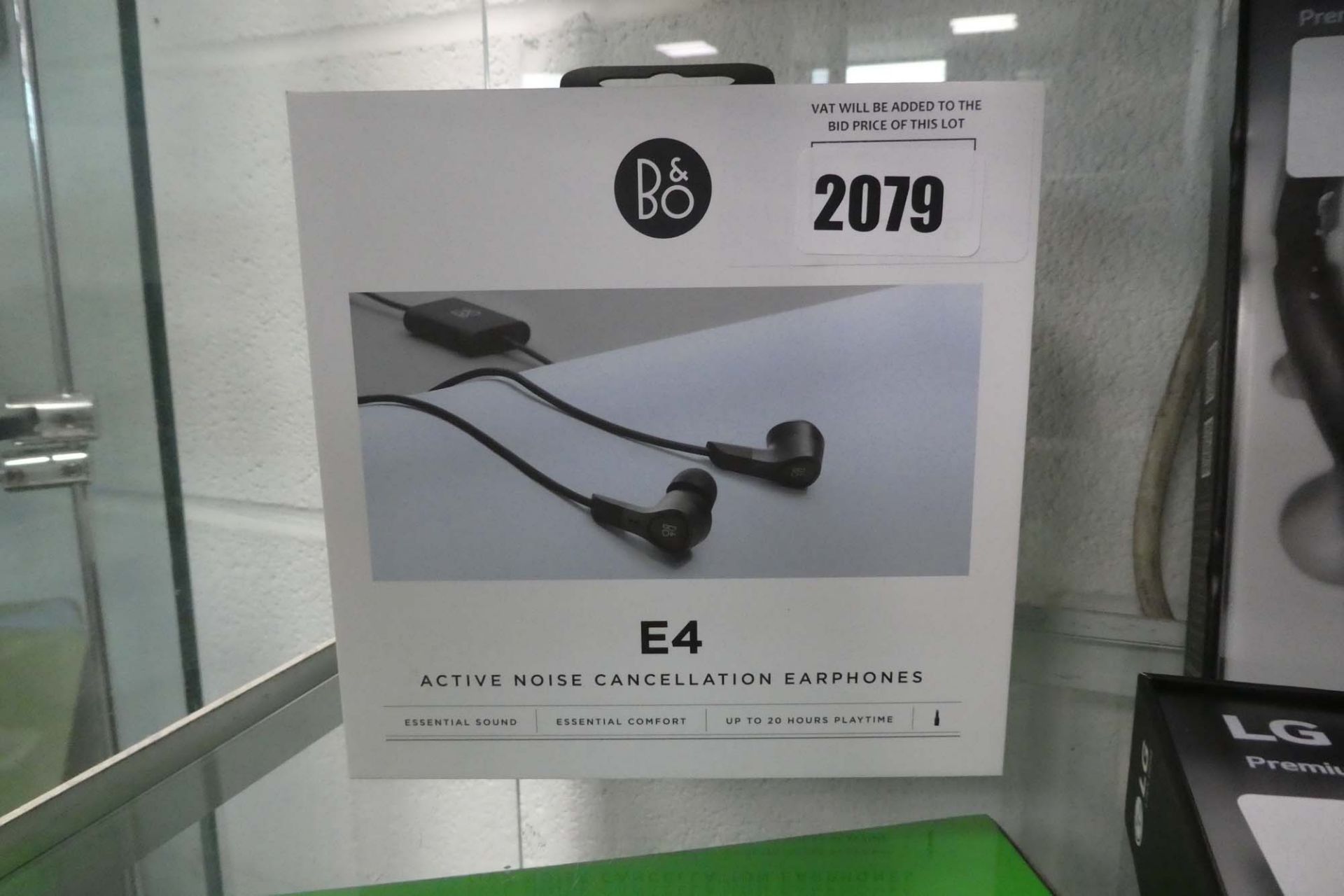 Pair of B&O E4 noise cancelling earphones with box