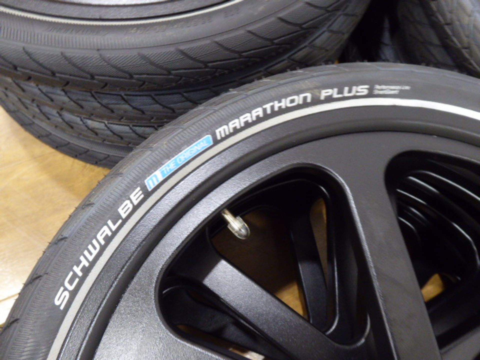 Set of 4 Samagaga 6-spoke 20'' wheels with Schwalbe Marathon Plus tyres and inner tubes - Image 2 of 2