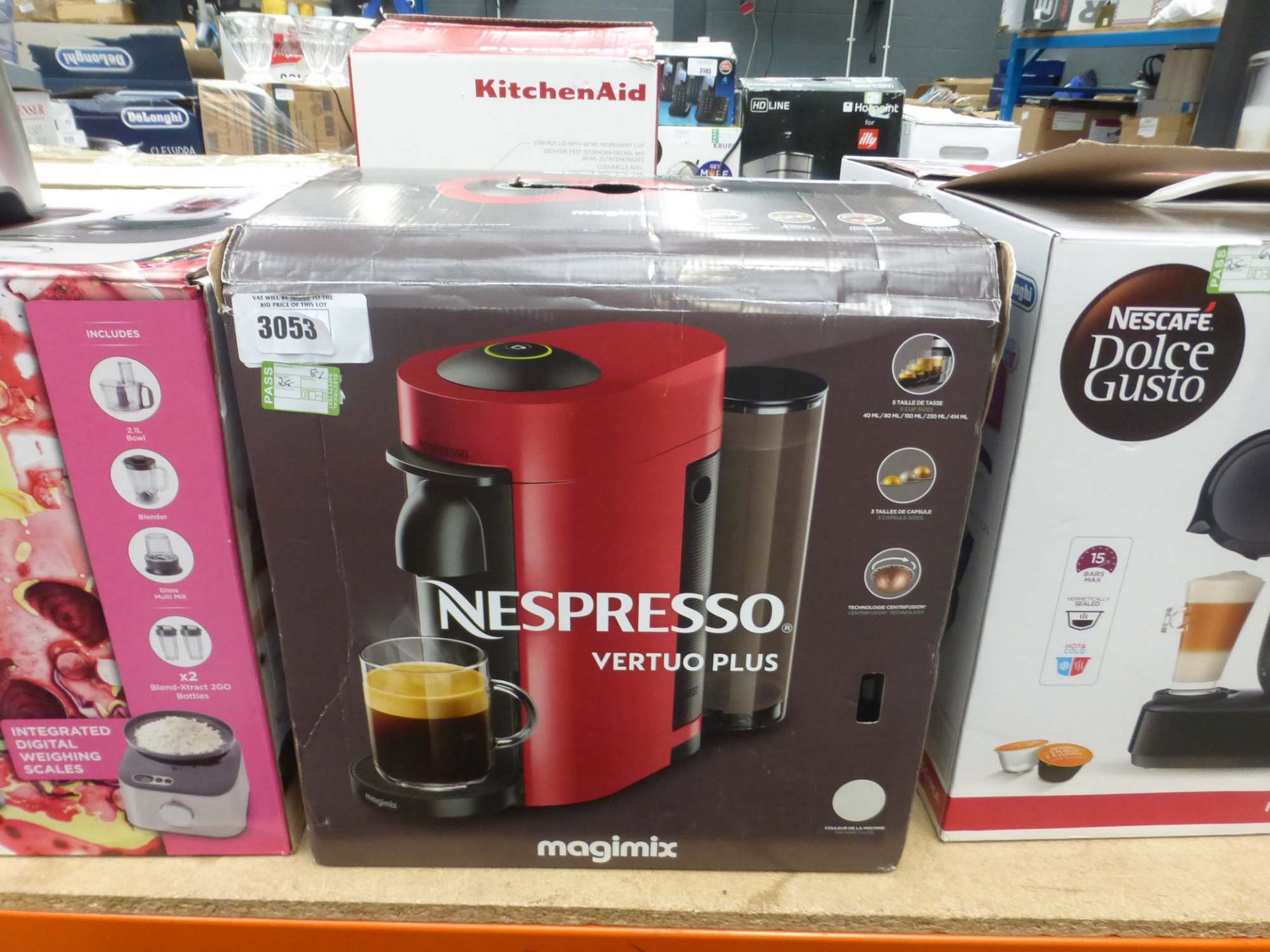 Nespress Virtue Plus magimix coffee machine
