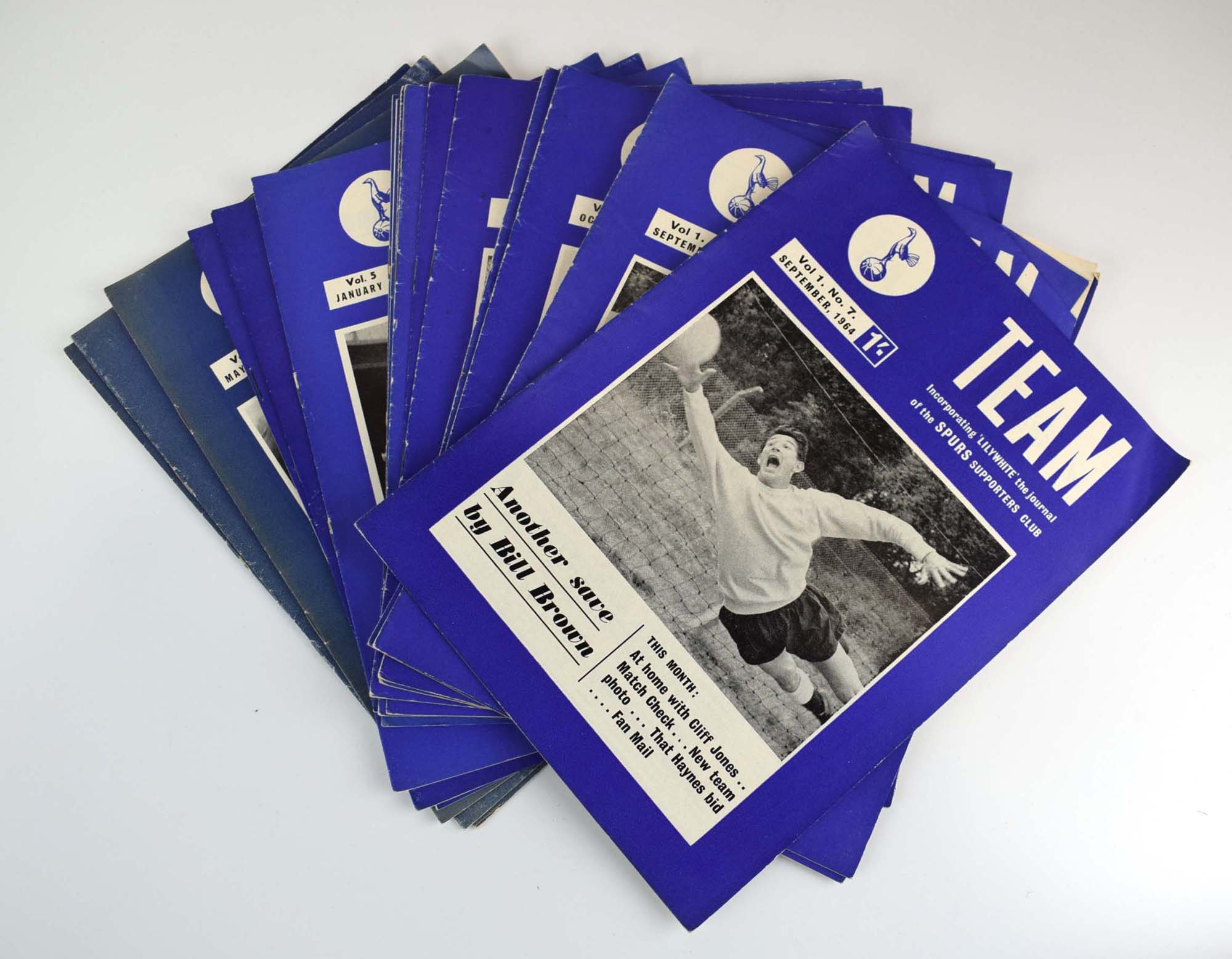 Tottenham Hotspurs: Twenty-three official handbooks dating from 1958-1982, - Image 3 of 6