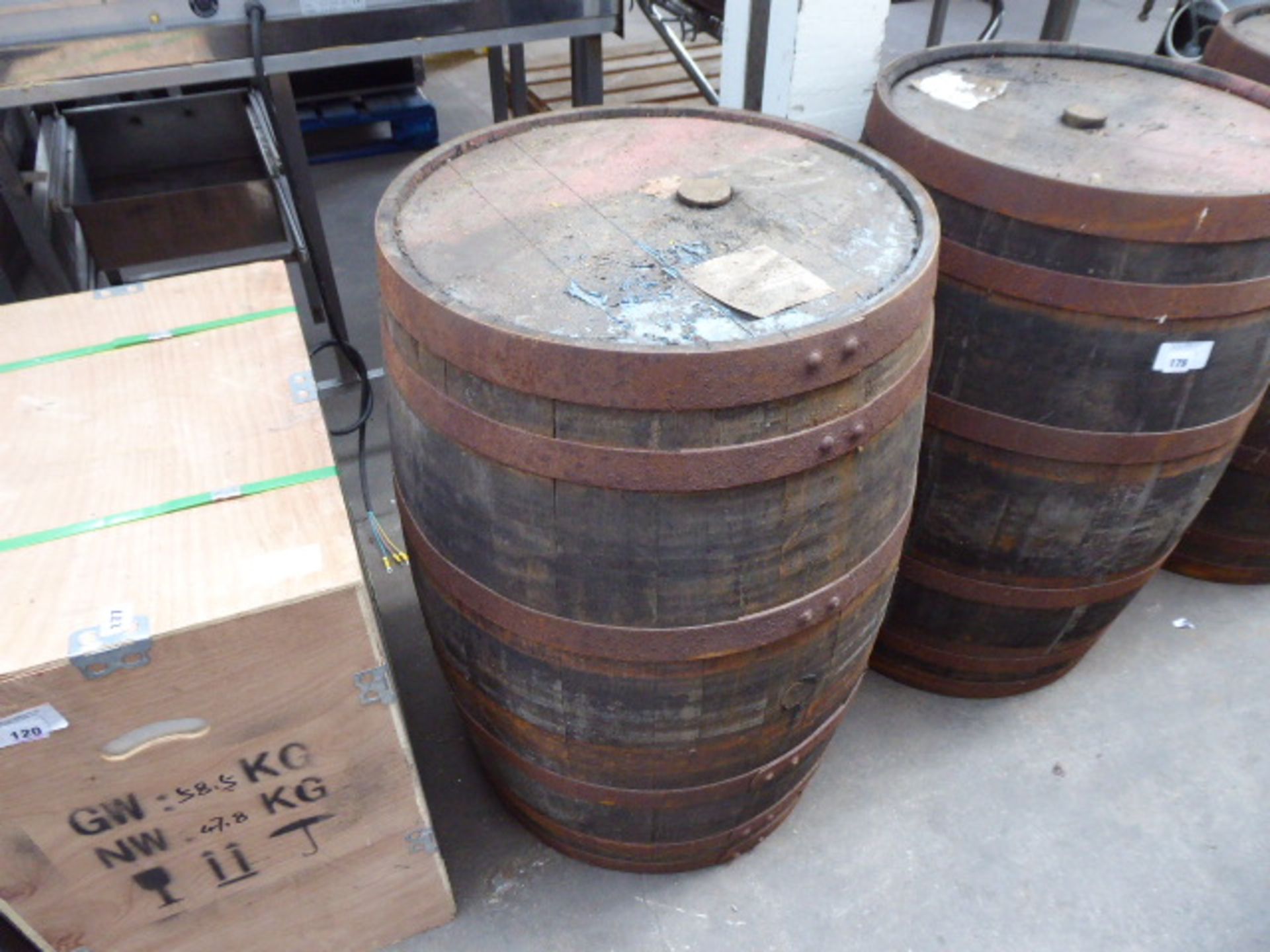 (85) Large wooden barrel
