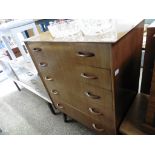 (2049) Oak chest of 5 graduated drawers