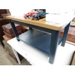 (181) Blue painted oak top coffee table with shelf under, 80cm wide (B,4)