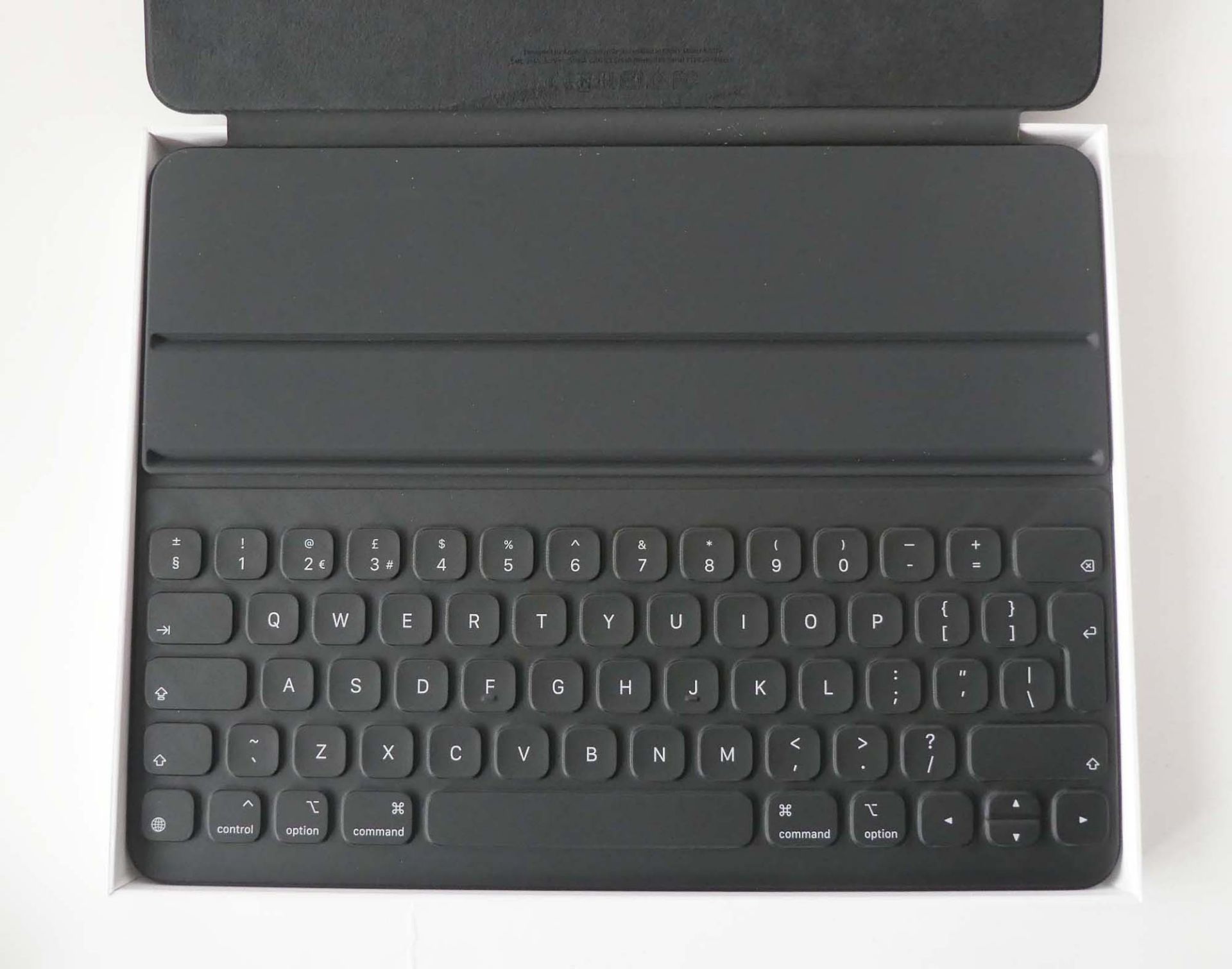 iPad Smart Keyboard Folio - Image 3 of 3