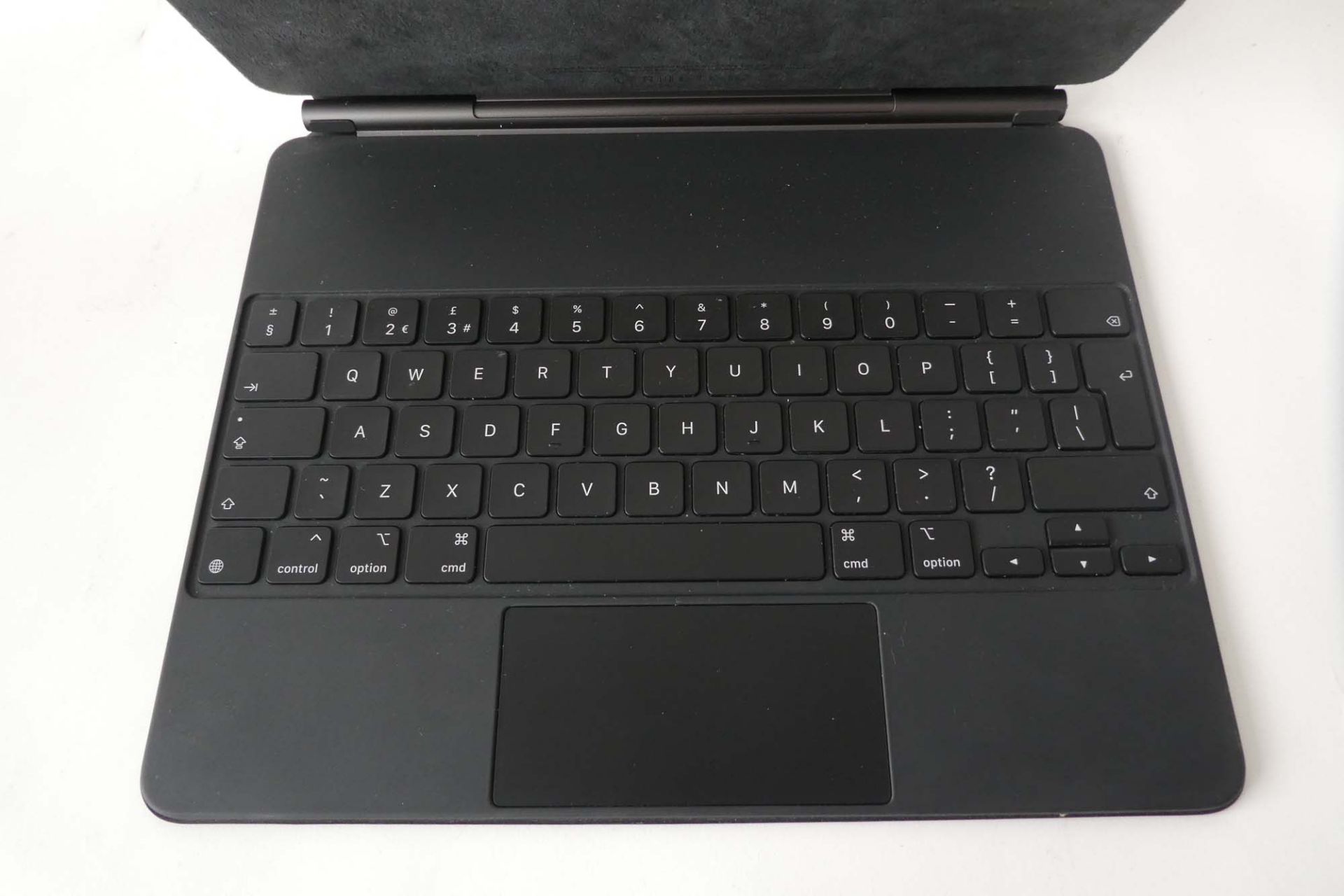 iPad Smart Keyboard Folio - Image 2 of 3