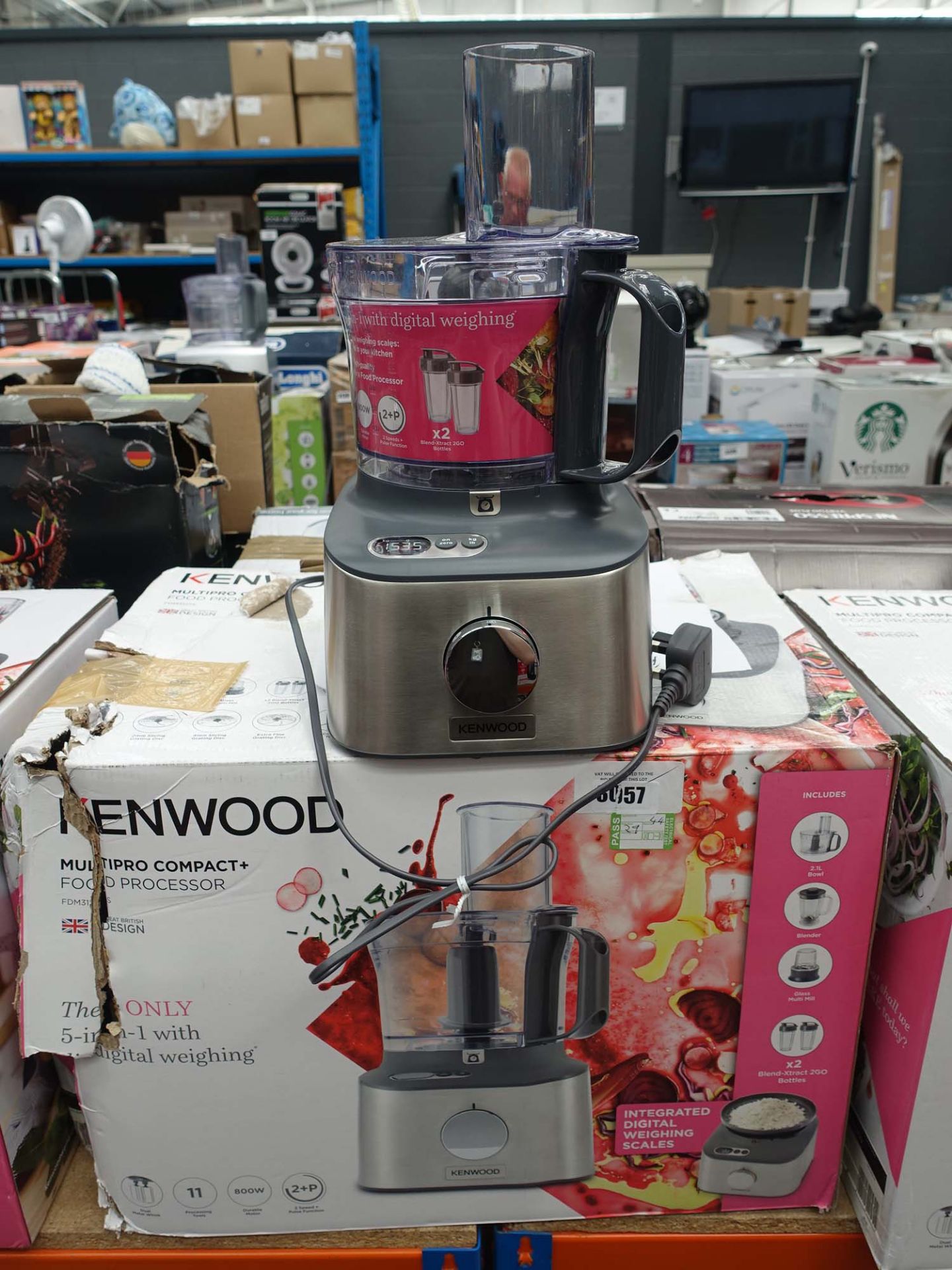 (44) Kenwood Multi Pro compact food processor