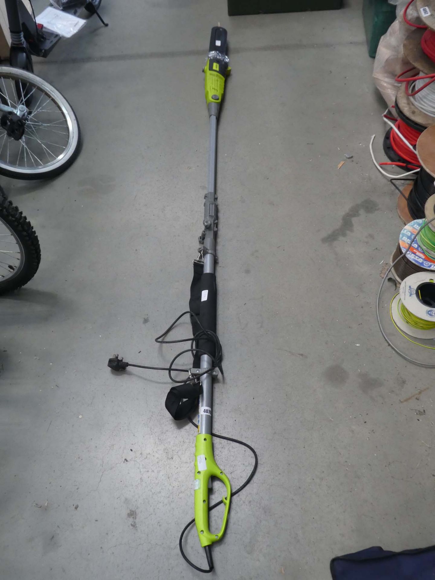 Long reach electric lopper