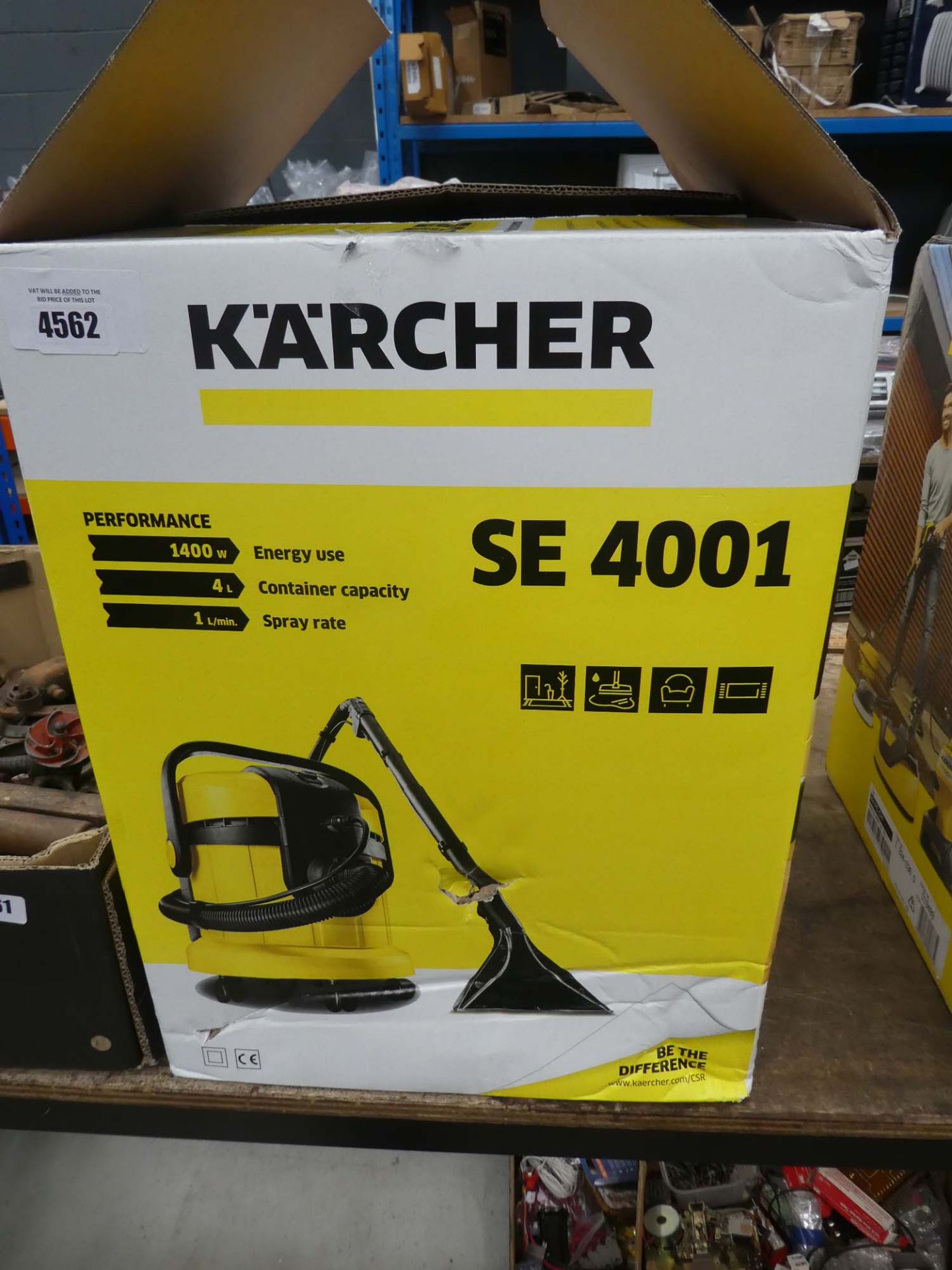 Karcher SE4001 boxed vacuum cleaner