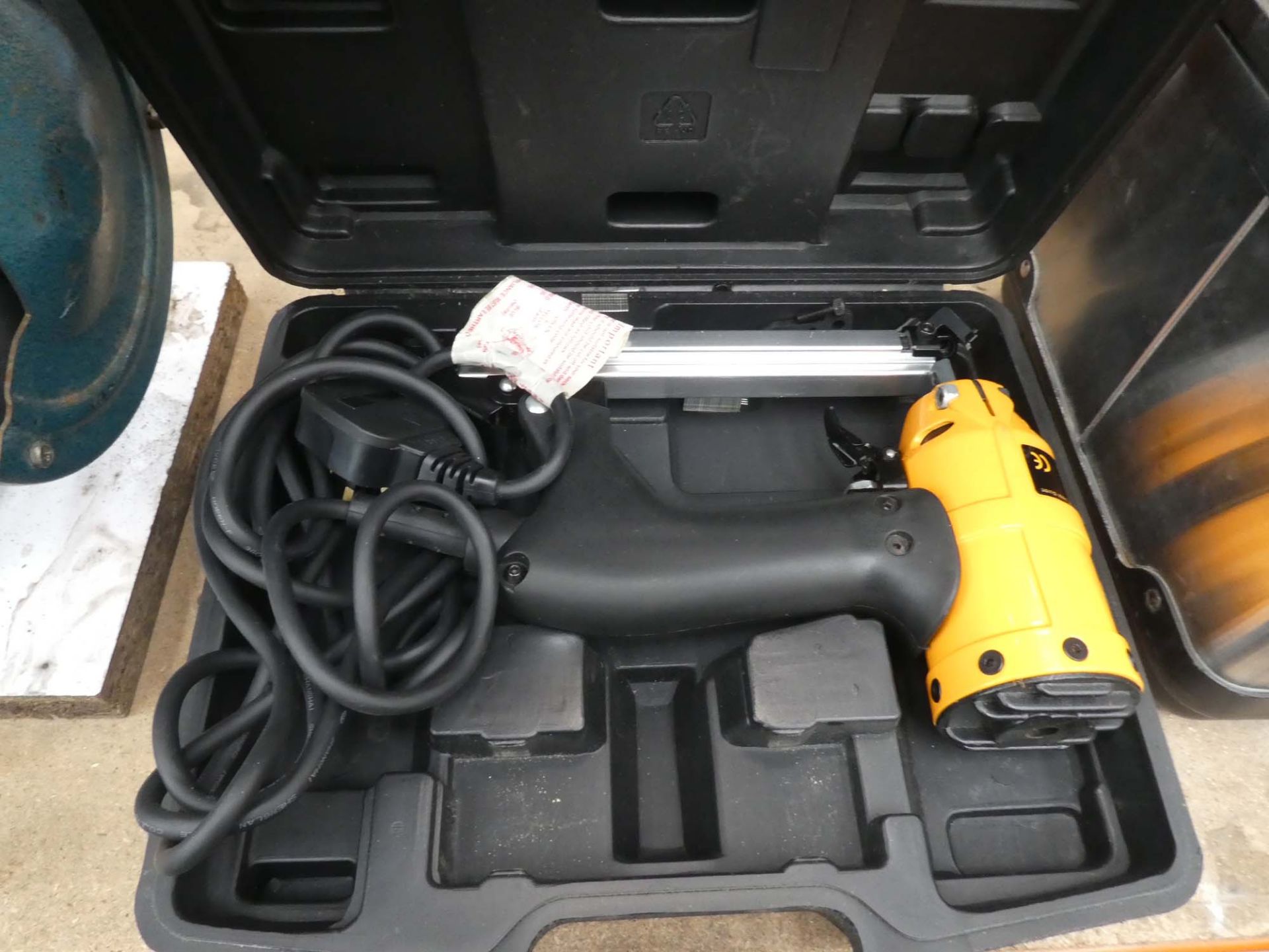 JCB electric nailer