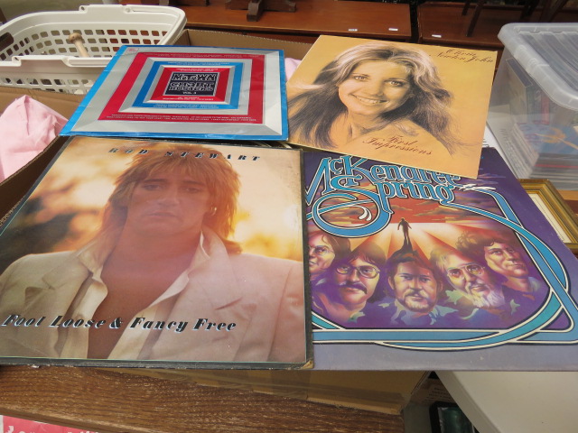 Box containing vinyl records - Image 2 of 2