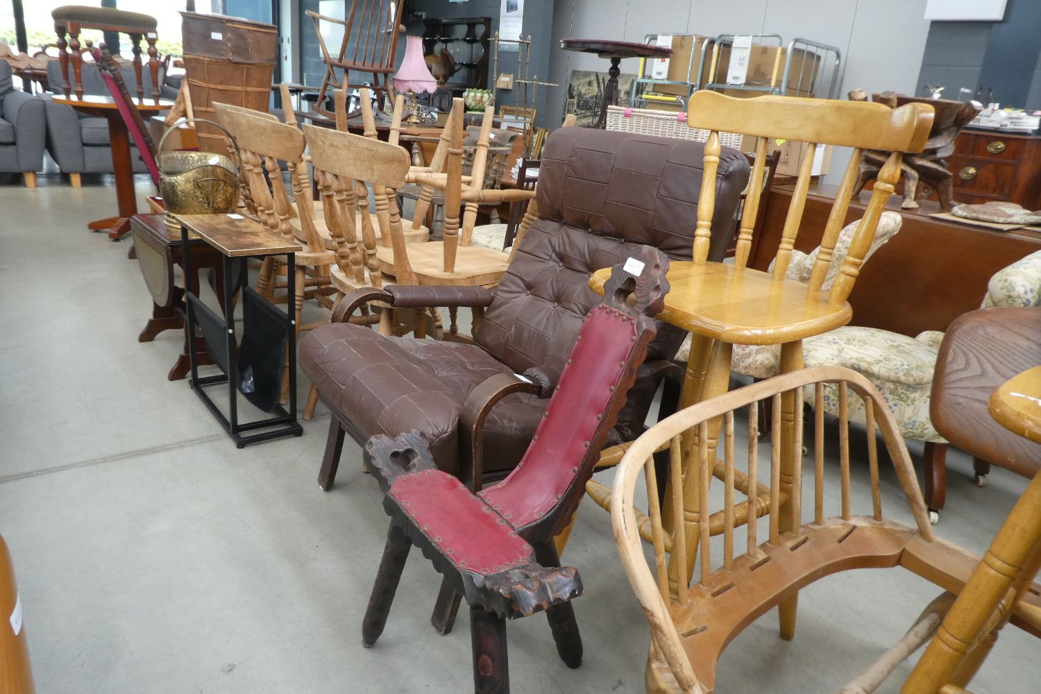 Saleroom 5 Furniture & Effects