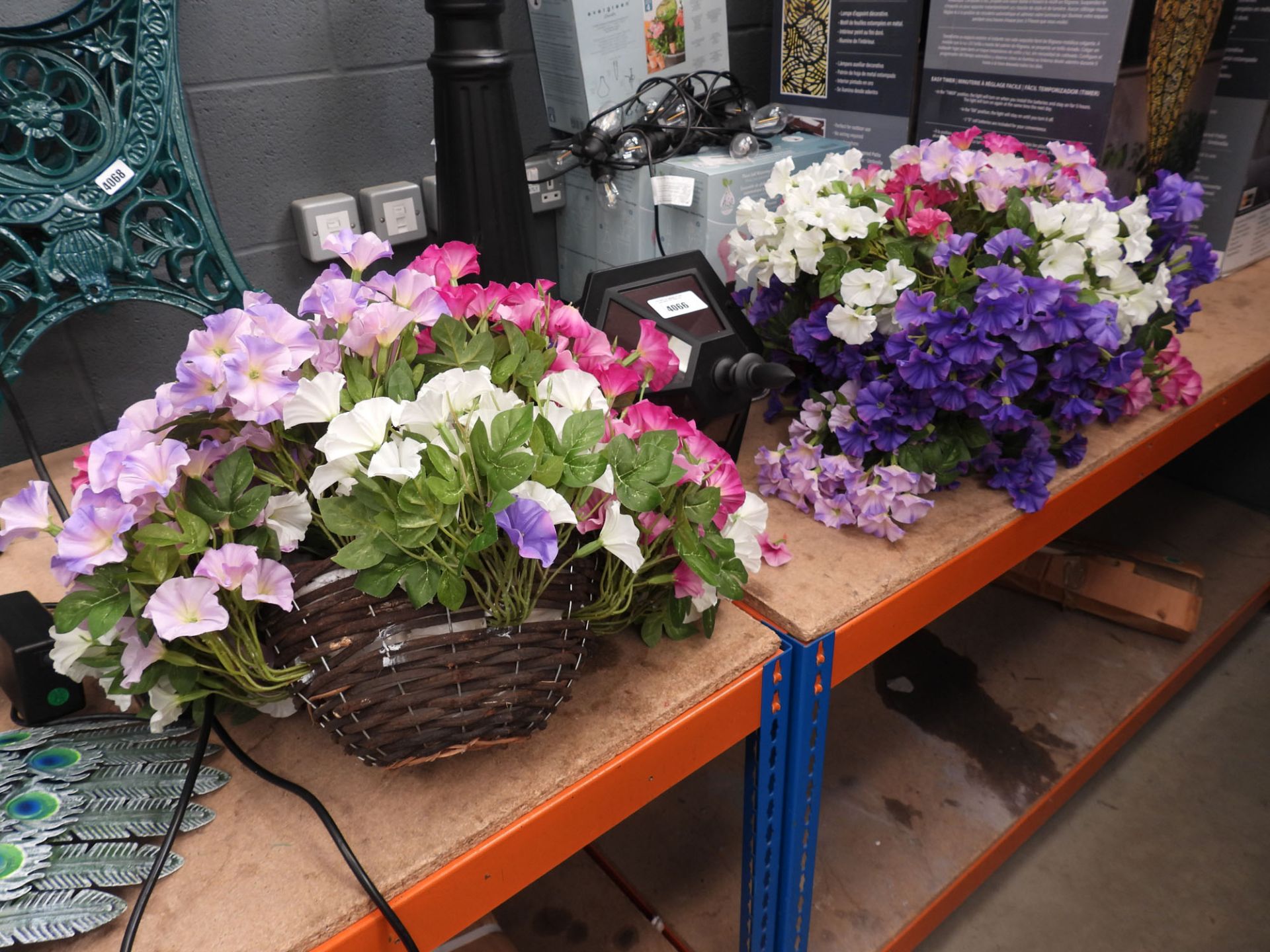 2 artificial hanging baskets and a lamp post - Image 2 of 2