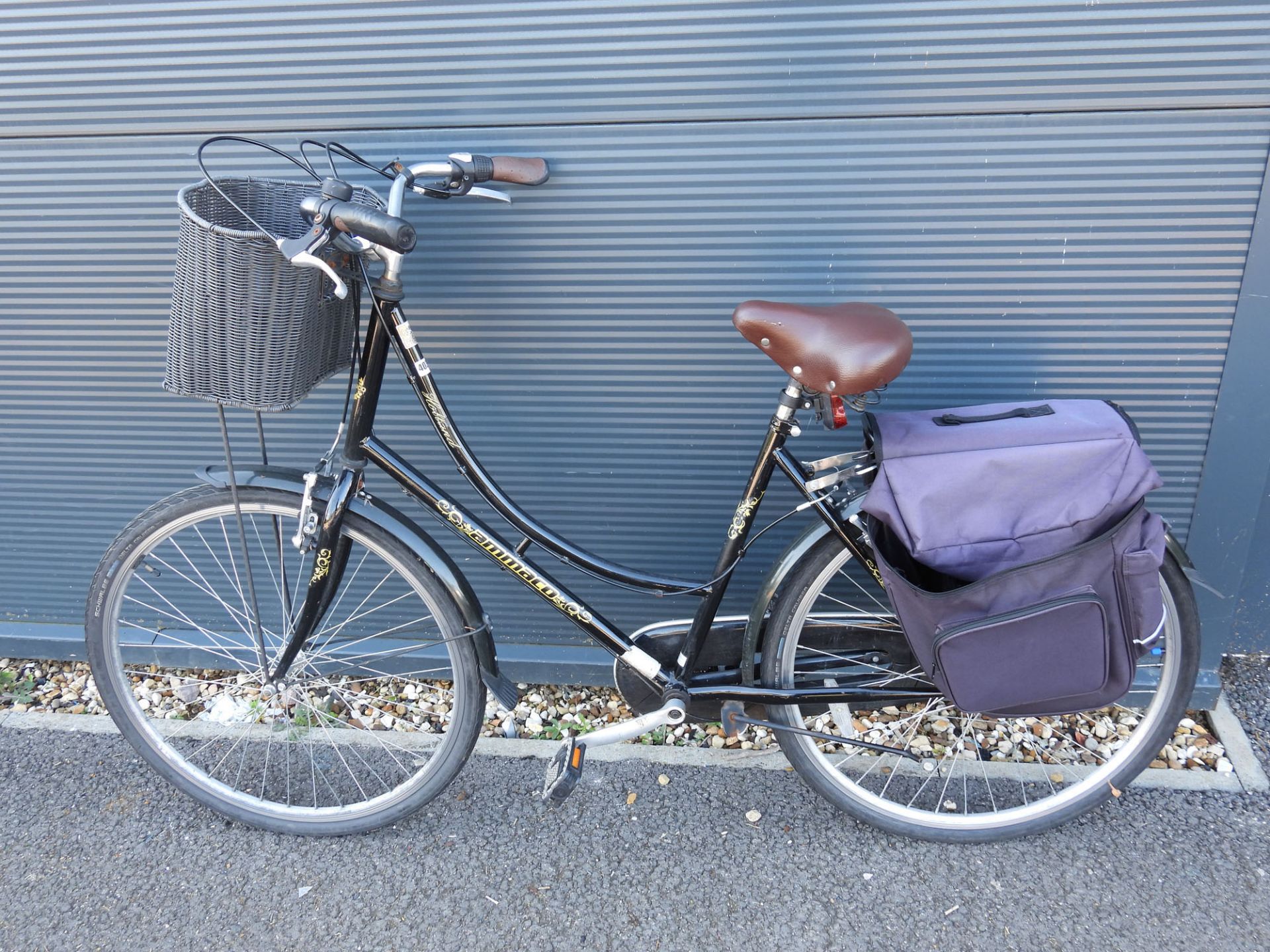 Ammaco ladies bike with panniers and front basket