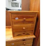 Pine 2 drawer bedside cabinet
