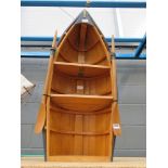 Hook shelf in the form of a rowing boat