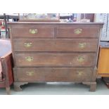 Large oak 2 over 3 chest of drawers