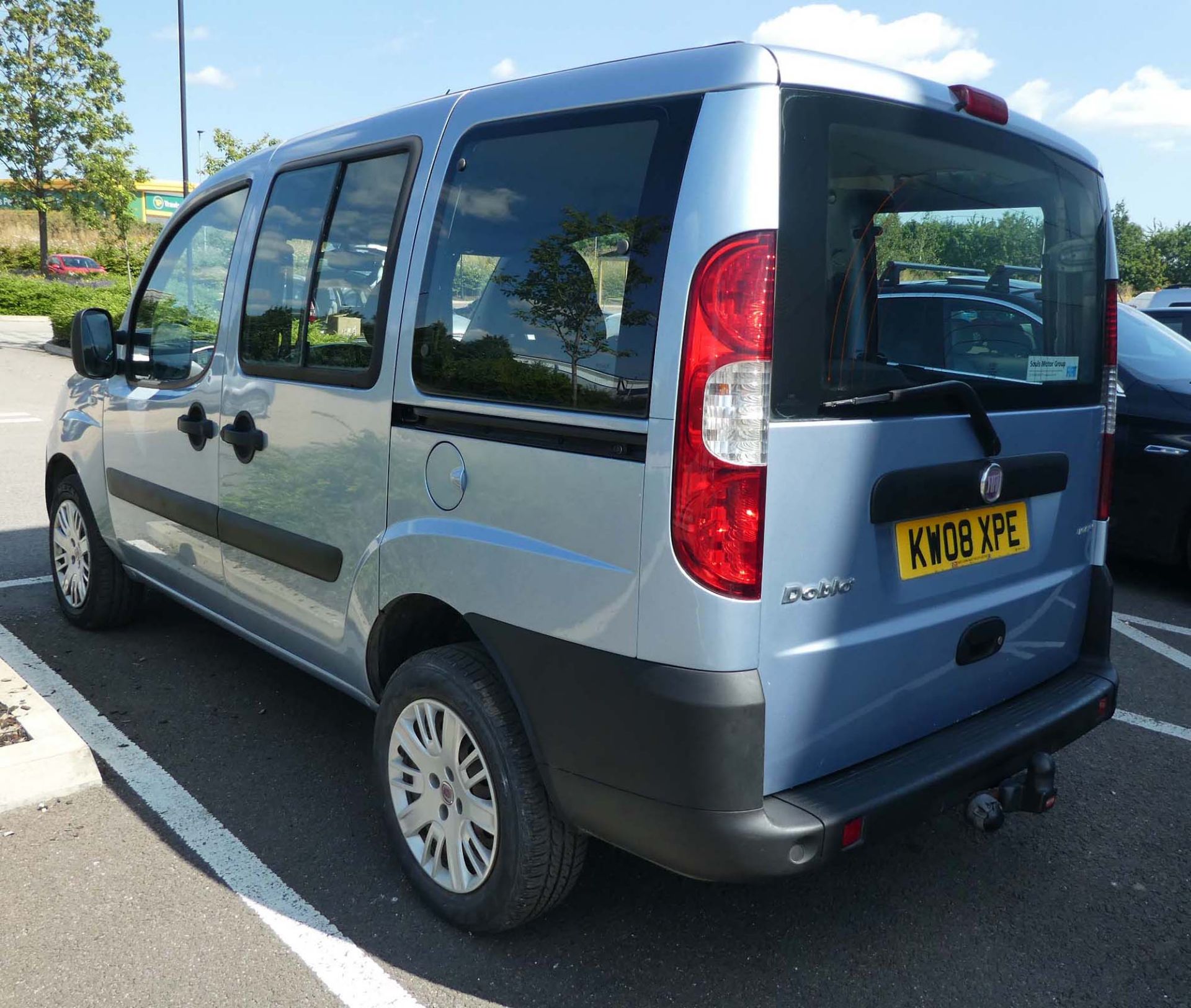 KW08 XPE (2008) Fiat Doblo Active MultiJet in silver, 1910cc, diesel, 5 door, MPV, one key, approx - Image 6 of 10