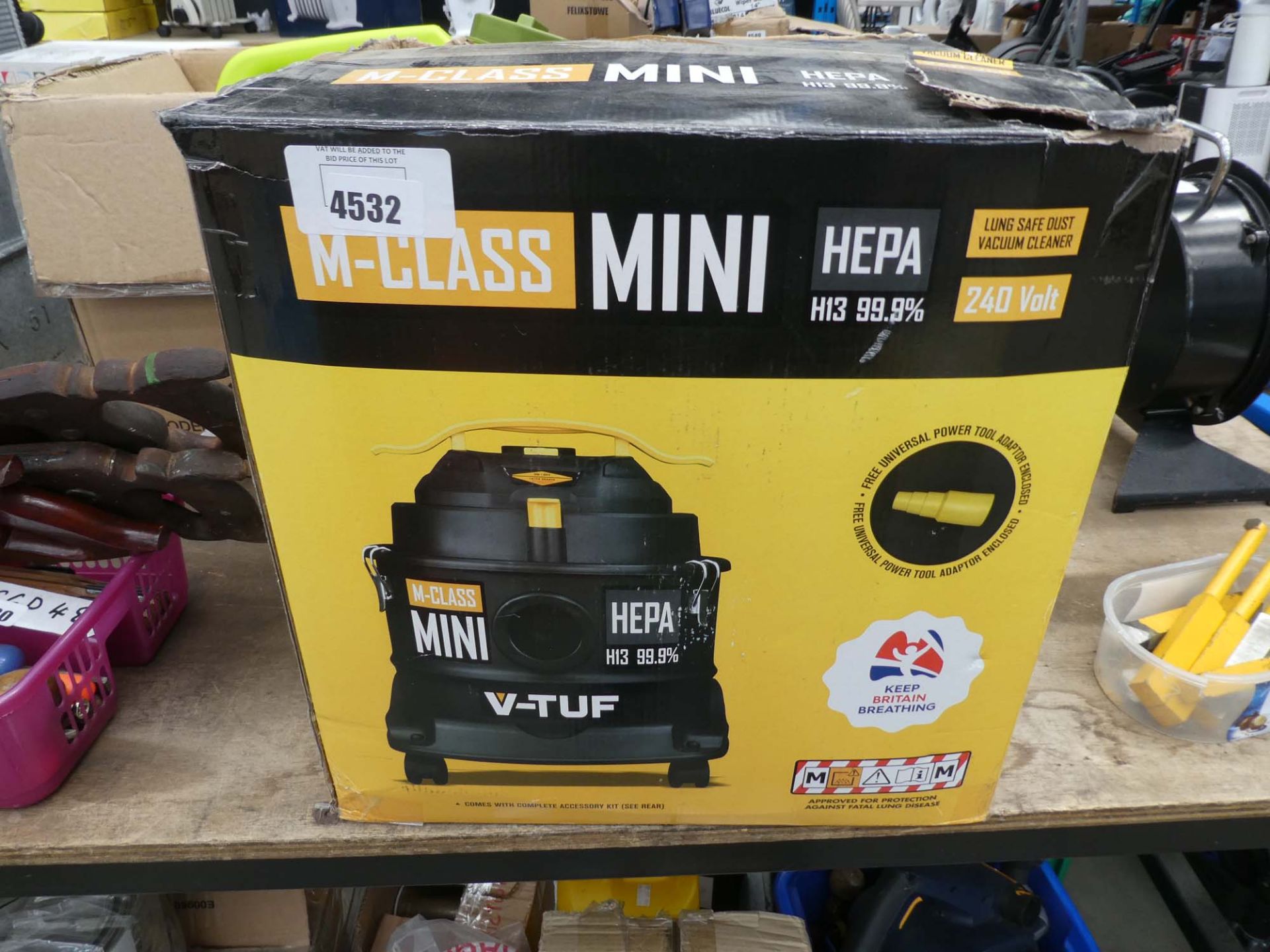 M Class mini vacuum cleaner