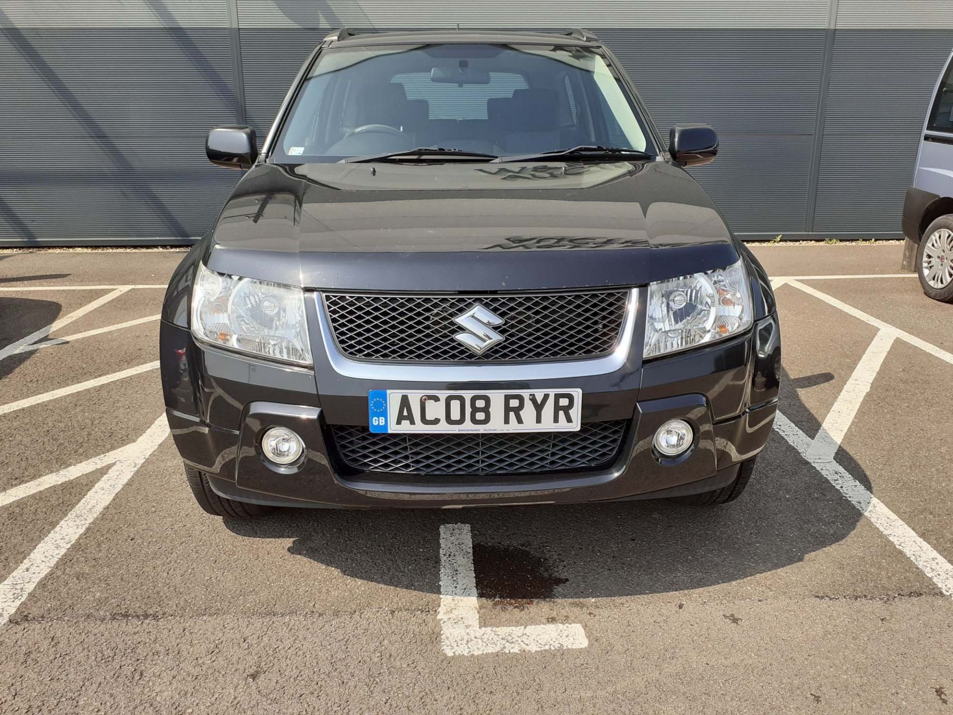 AC08 RYR (2008) first registered 14.04.2008, Suzuki Grand Vitara VVT, petrol, 1586cc, in black, V5 - Image 5 of 12