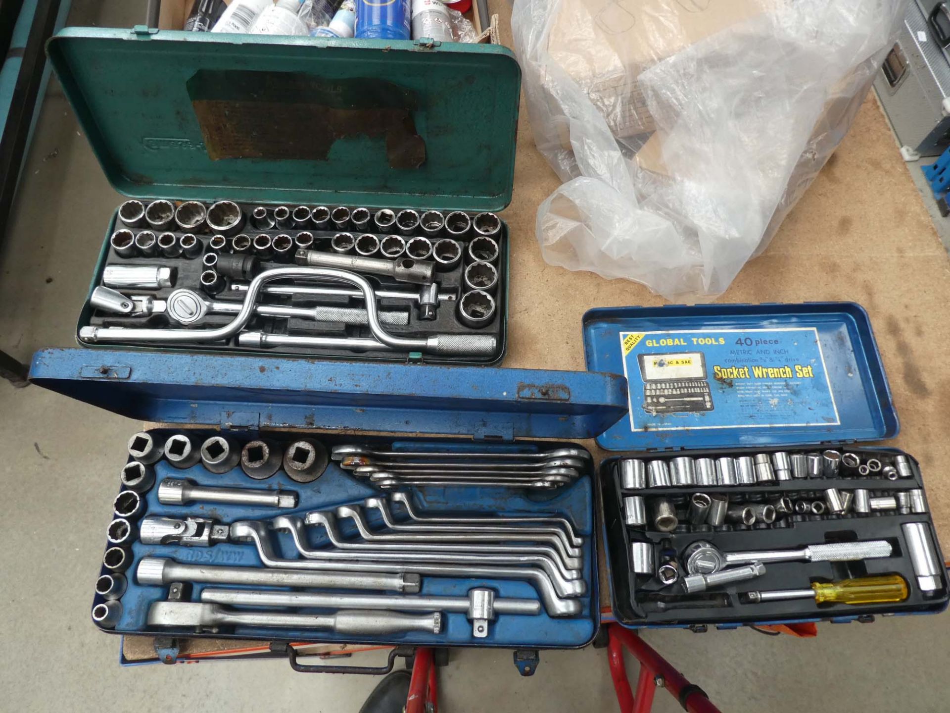 3 socket sets