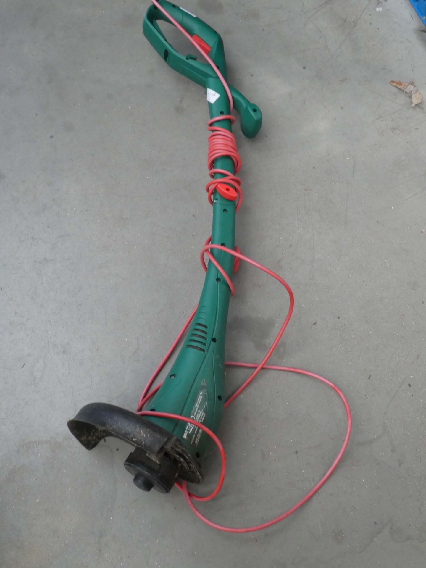 Green electric strimmer