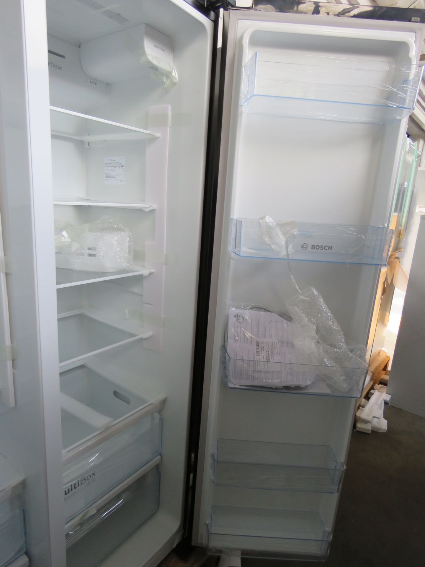 KAD93VBFPGB Bosch Side-by-side fridge-freezer - Image 4 of 4