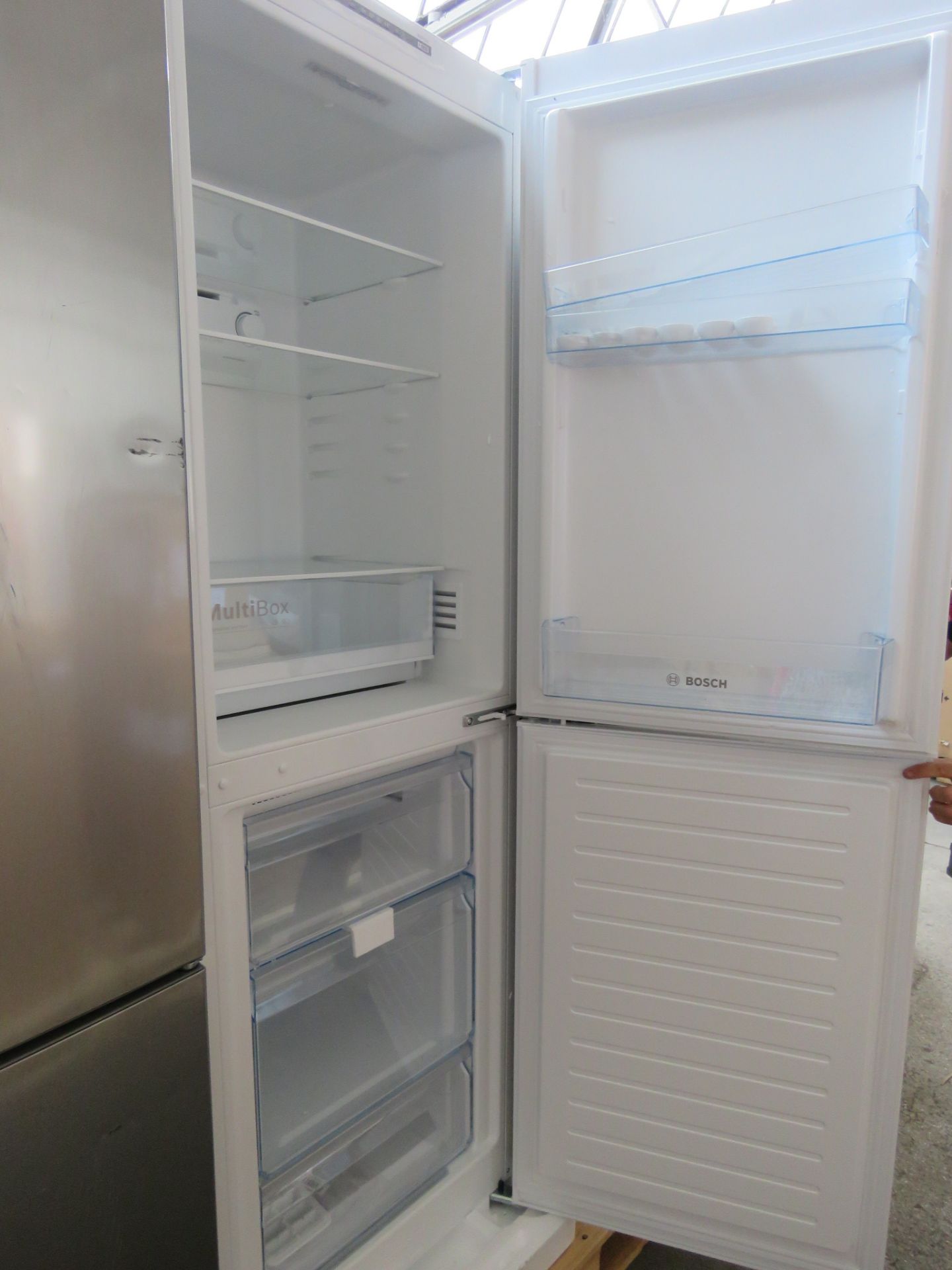 KGN34NWEAGB Bosch Free-standing fridge-freezer - Image 3 of 3