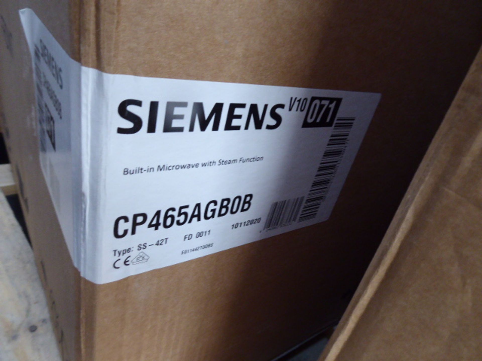 CP465AGB0BB Siemens Built-in Microwave with steam function IQ500