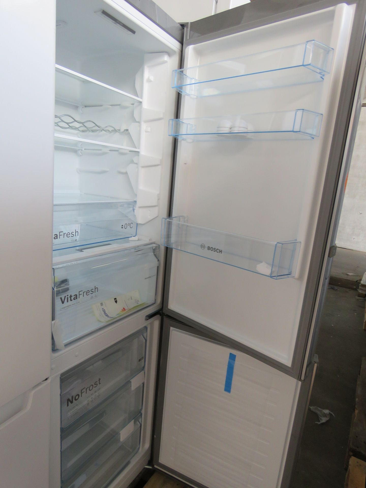 KGN36XLER-B Bosch Free-standing fridge-freezer - Image 3 of 3