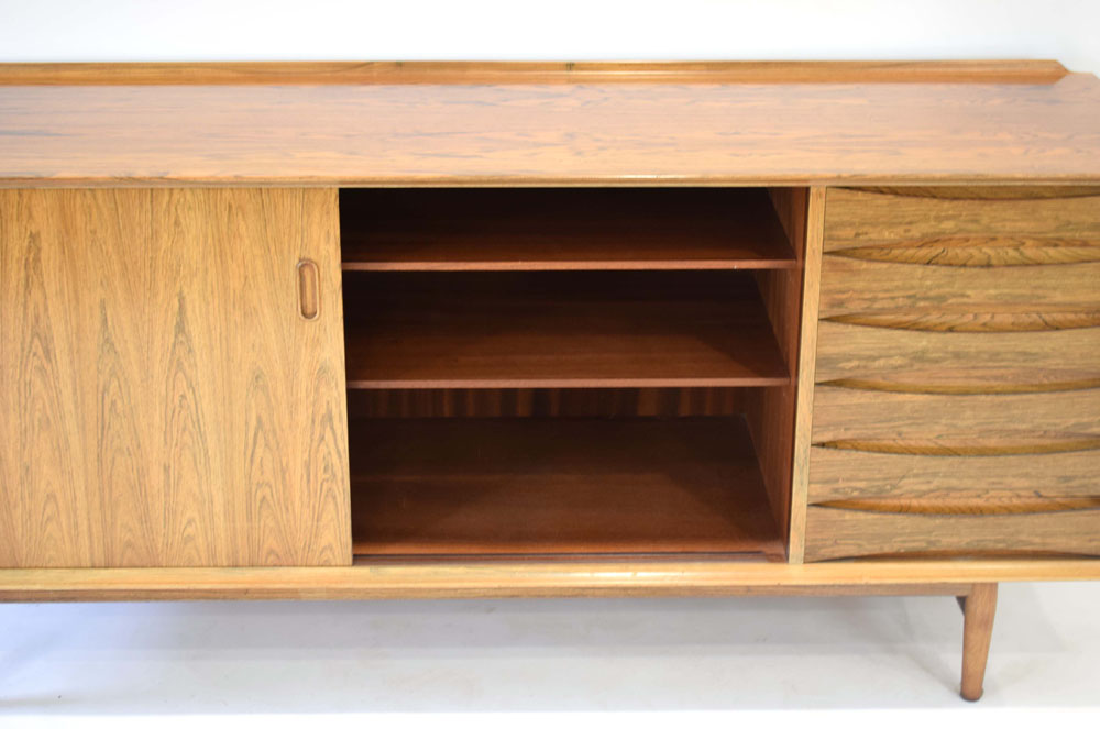 Arne Vodder for Sibast, a 1960's rosewood and crossbanded 'Triennale Series' OS29 sideboard, - Image 5 of 46