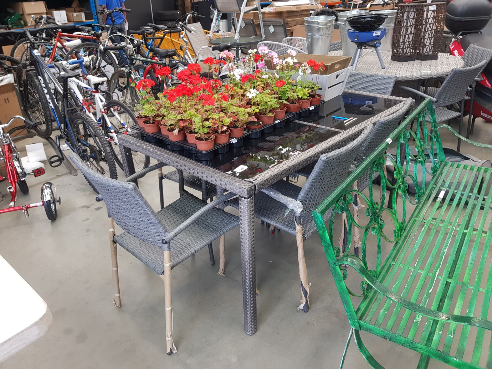 Rectangular Rattan surround garden table with smoked glass insets with 6 chairs - Image 2 of 3