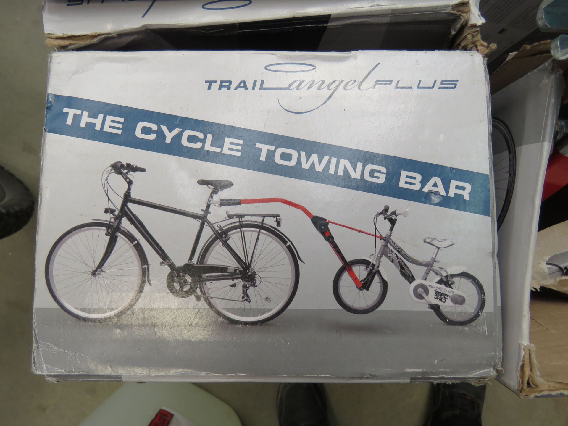 Box of cycle towing bars - Image 3 of 3