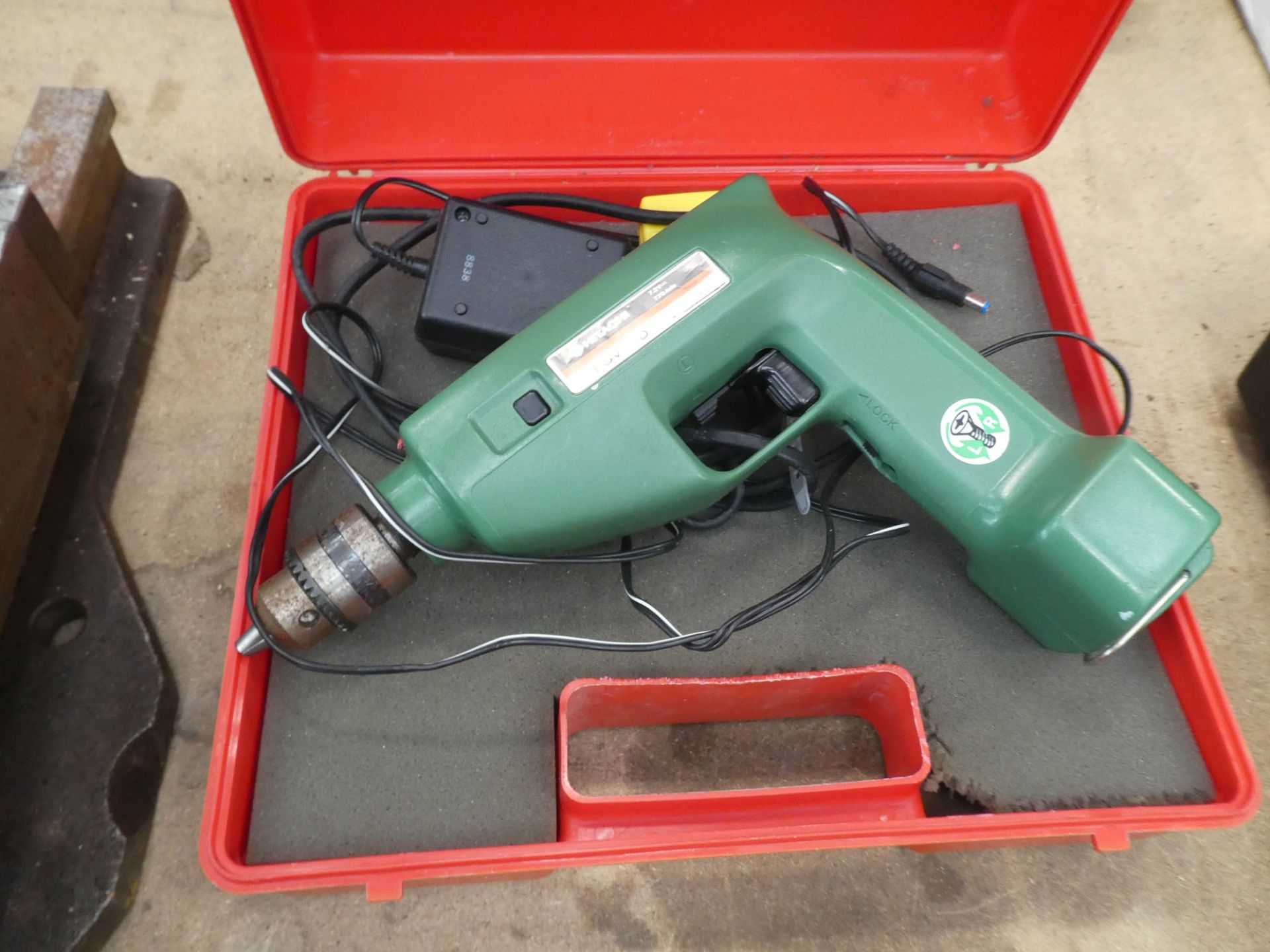 Hitachi cordless drill with charger