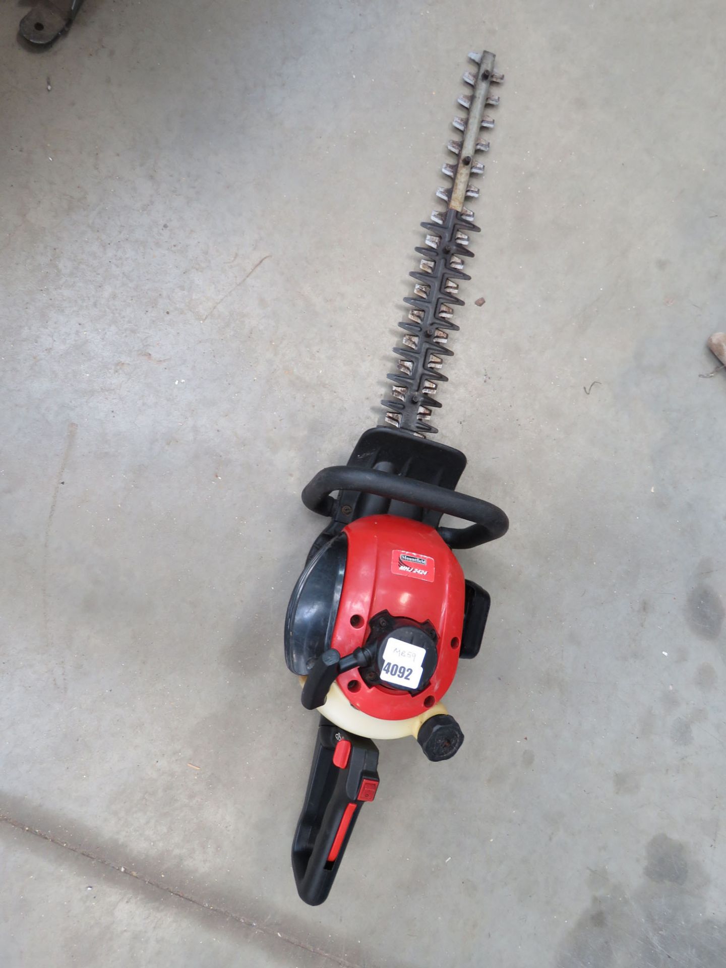 Mountfield petrol powered hedge cutter