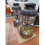 2 paraffin lamps