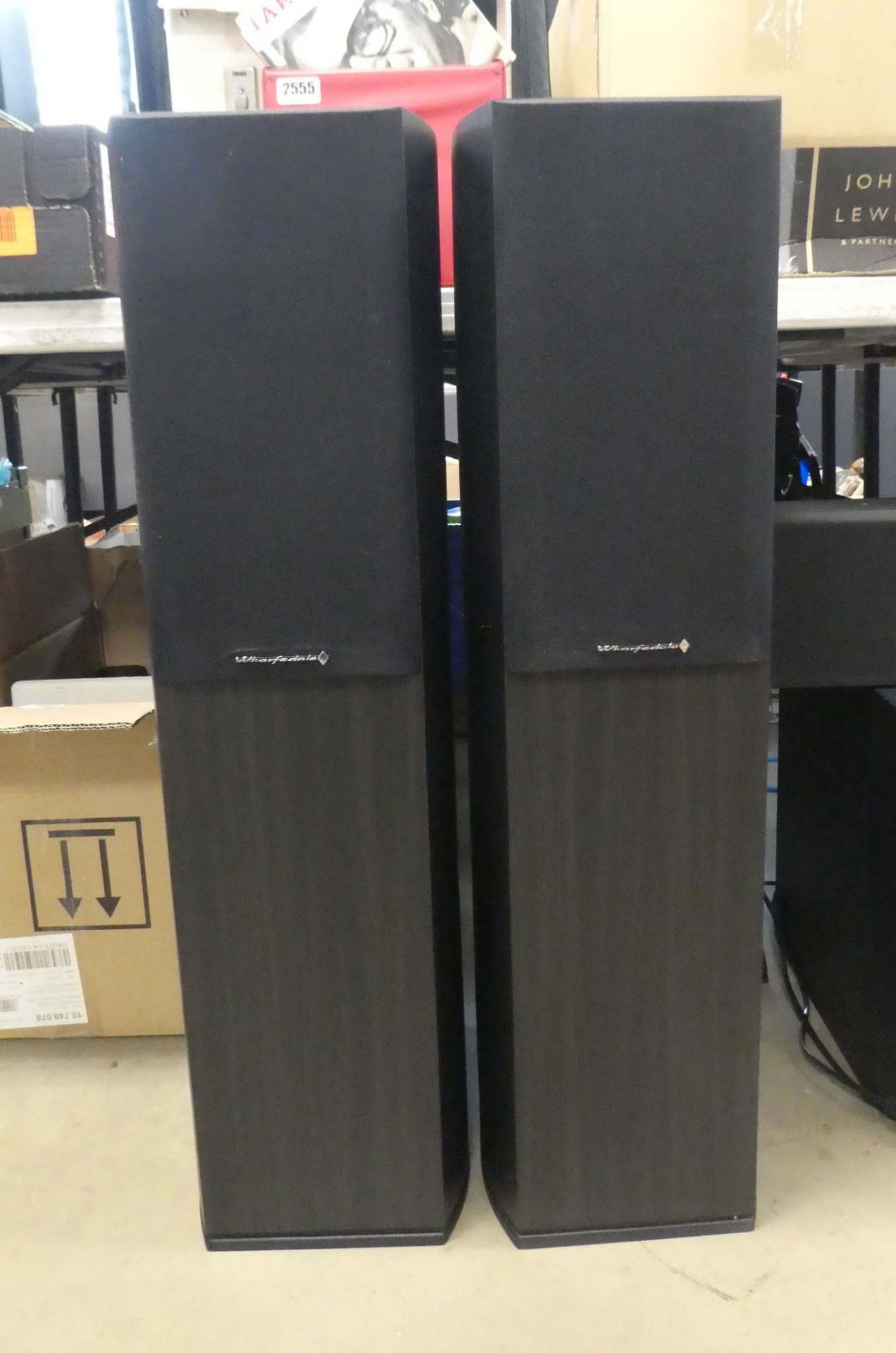 Pair of floor standing Wharfdale Diamond 9.40 speakers (rated 100w)